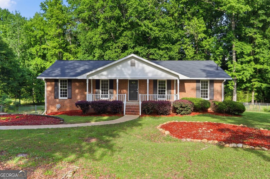 Photo of 265 Merrydale Drive, Fayetteville, GA 30215 (MLS # 10774505)