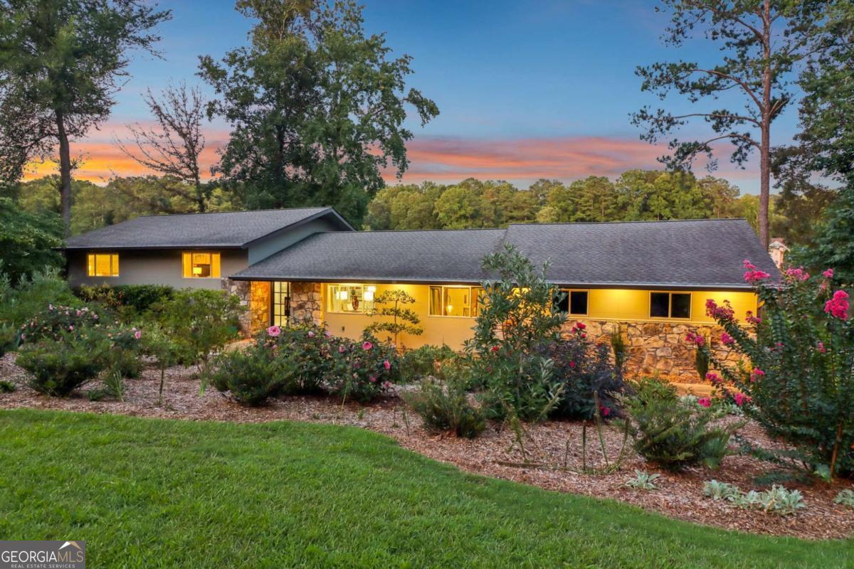 1085 Lake Charles DR