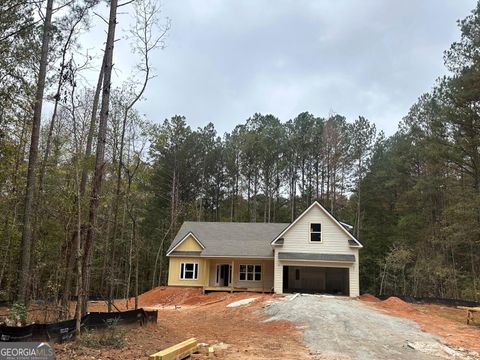 A home in Newnan