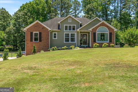 Single Family Residence in Dallas GA 154 Camden Woods Drive.jpg