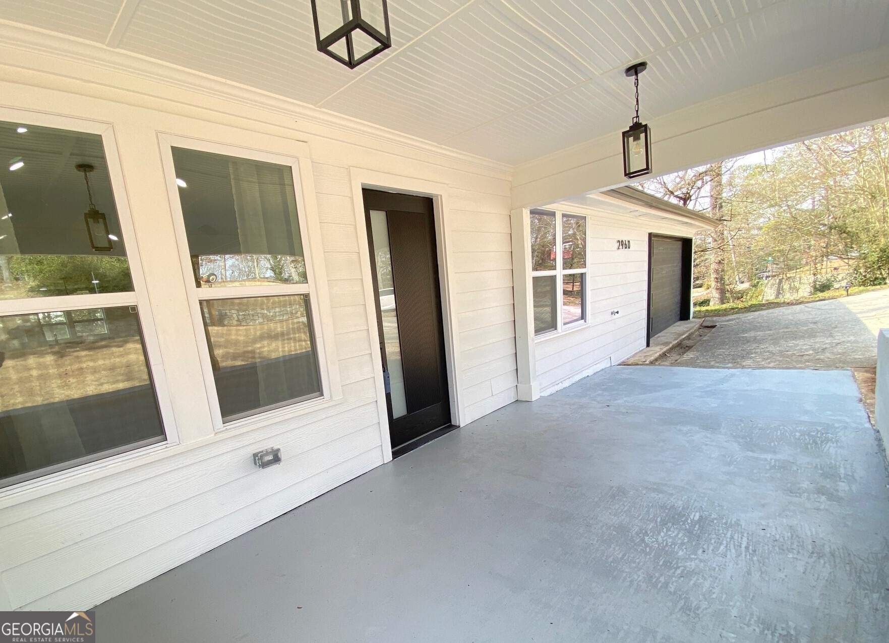 2960 Hogan RD