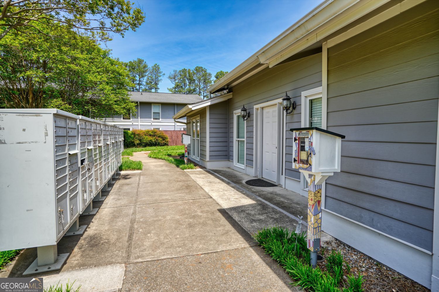 THE MEADOWS CONDOMINIUMS - Residential