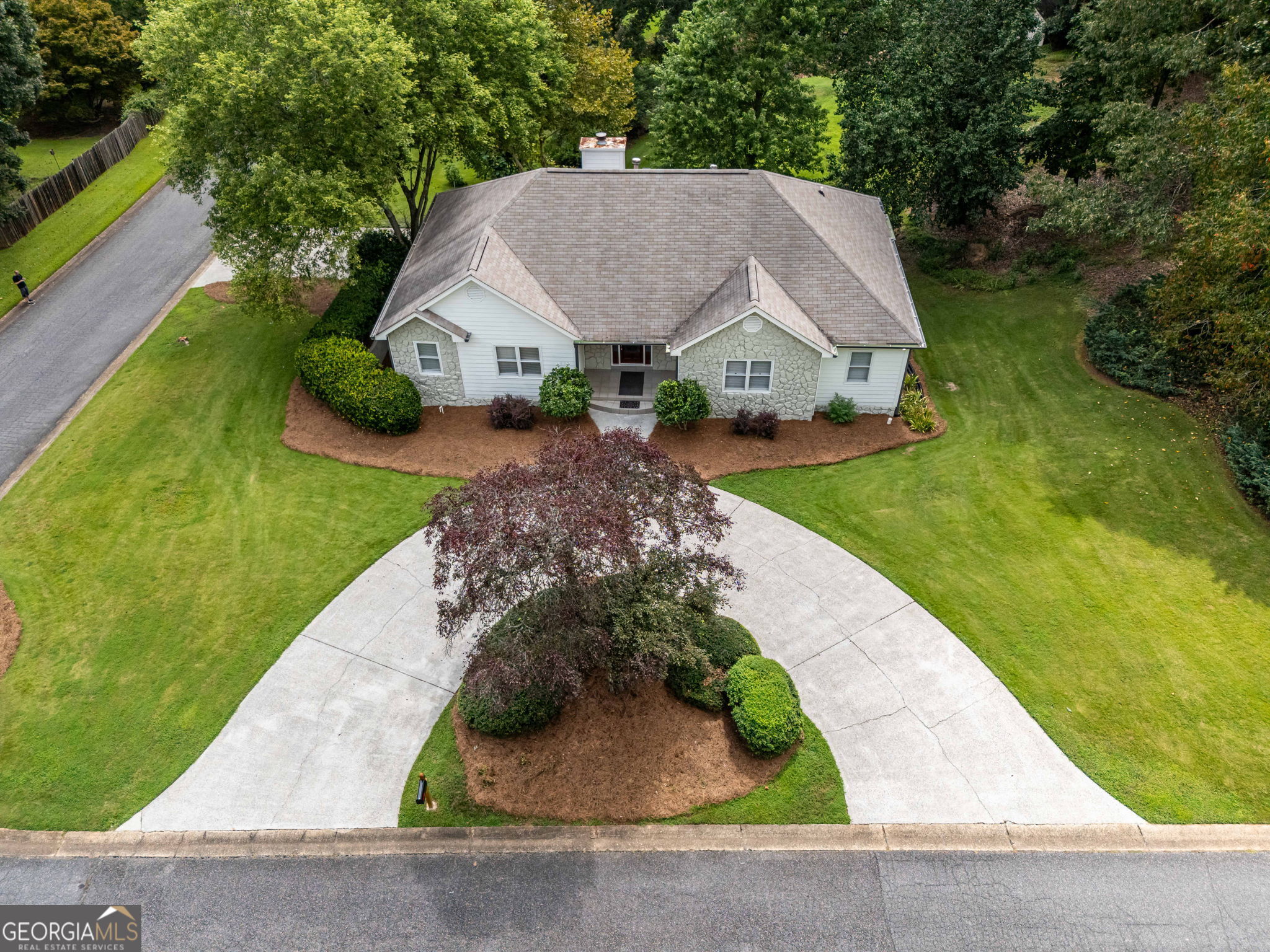 620 Driftwood DR