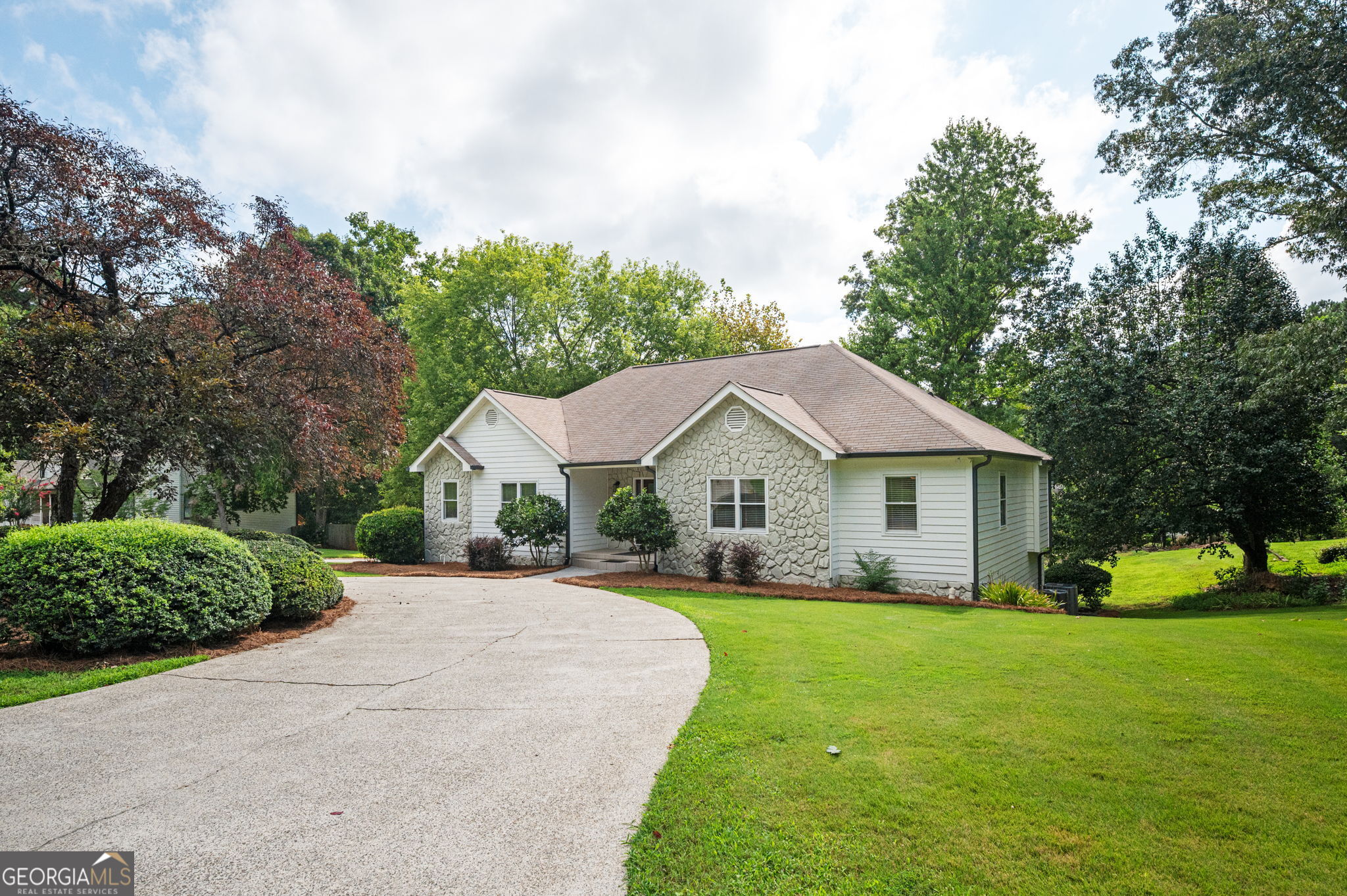 620 Driftwood DR