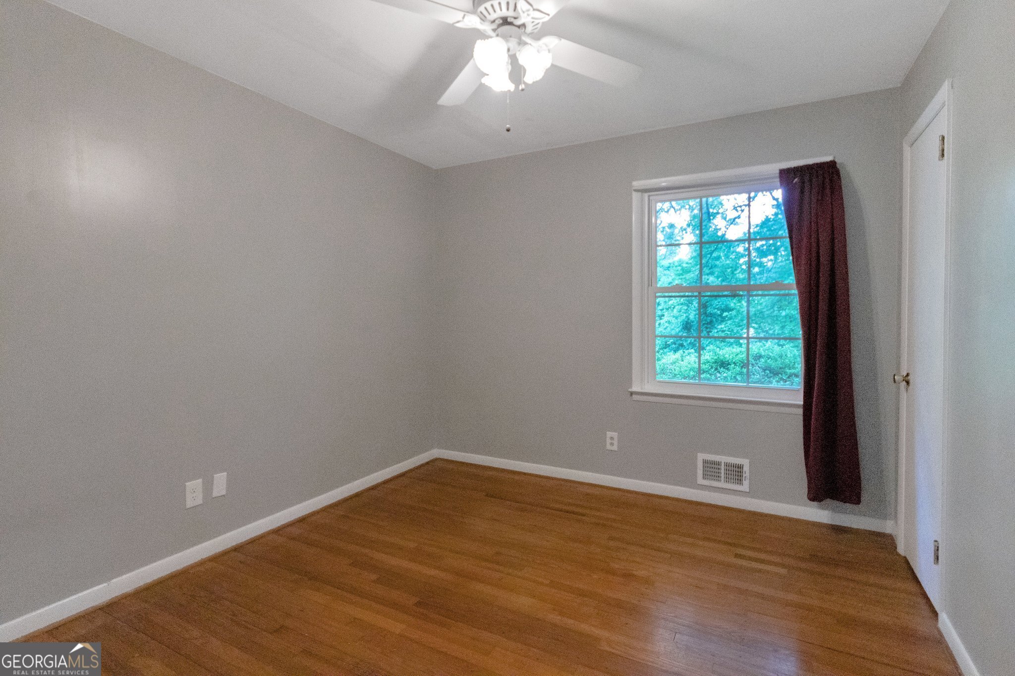 Shawnee Forest - Residential Lease