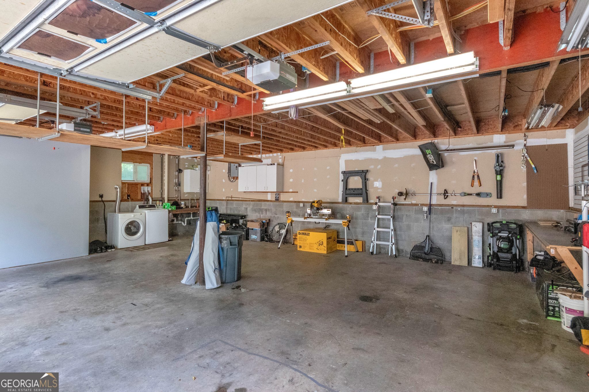Shawnee Forest - Residential Lease