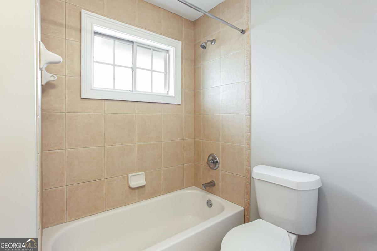 Villas of Vinings - Residential Lease