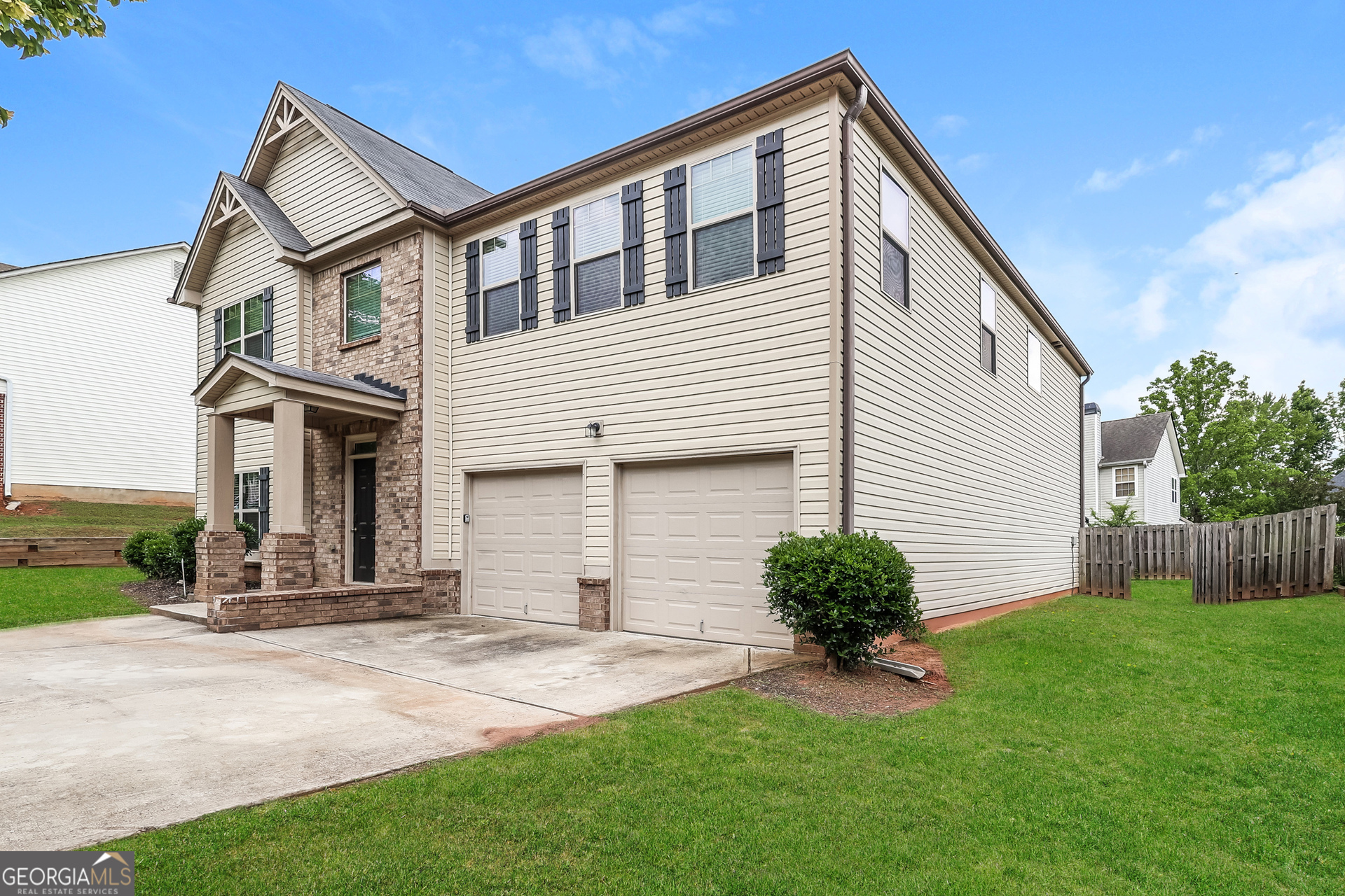2812 Feldspar WAY