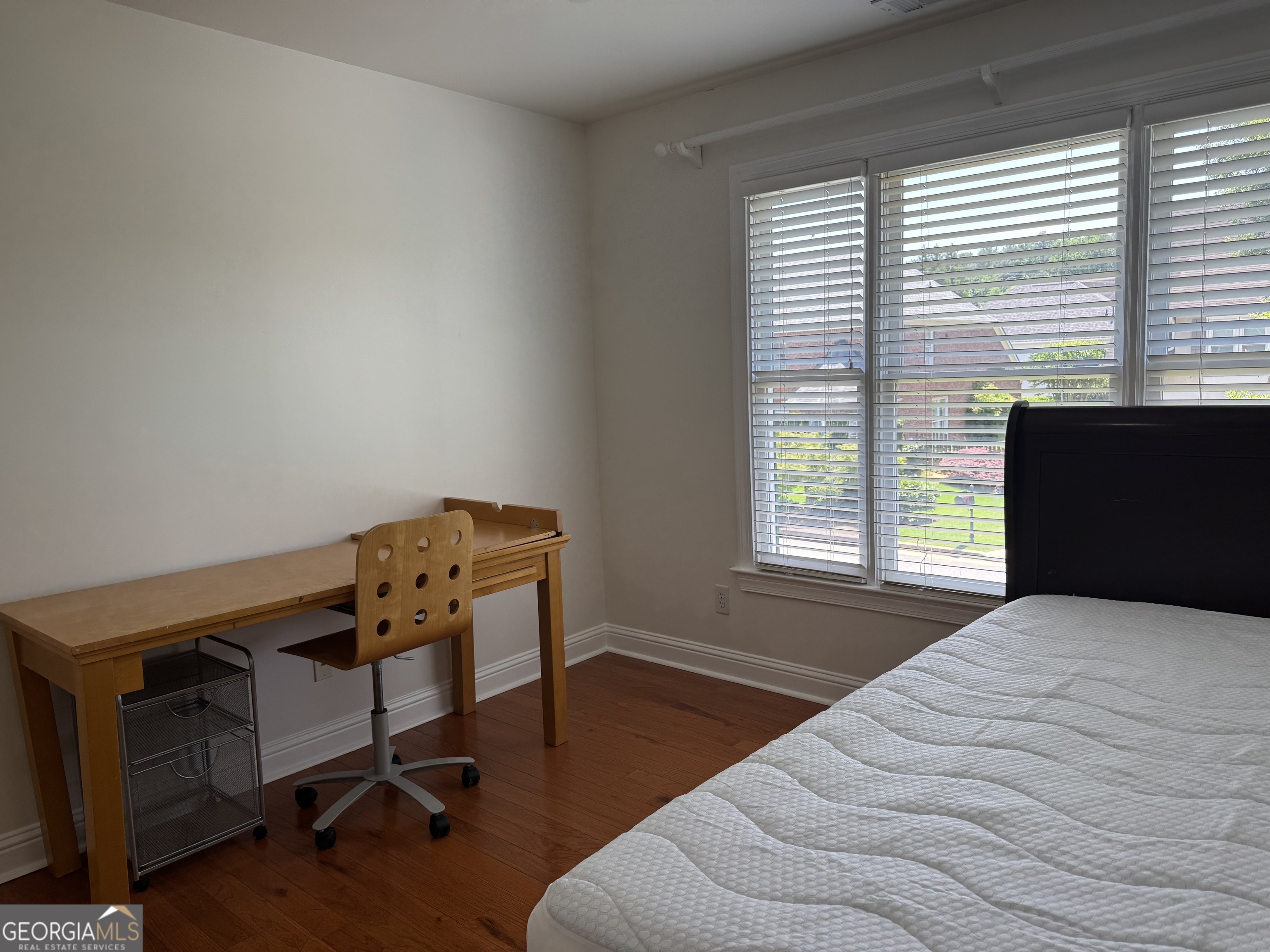 Power Pointe - Residential Lease