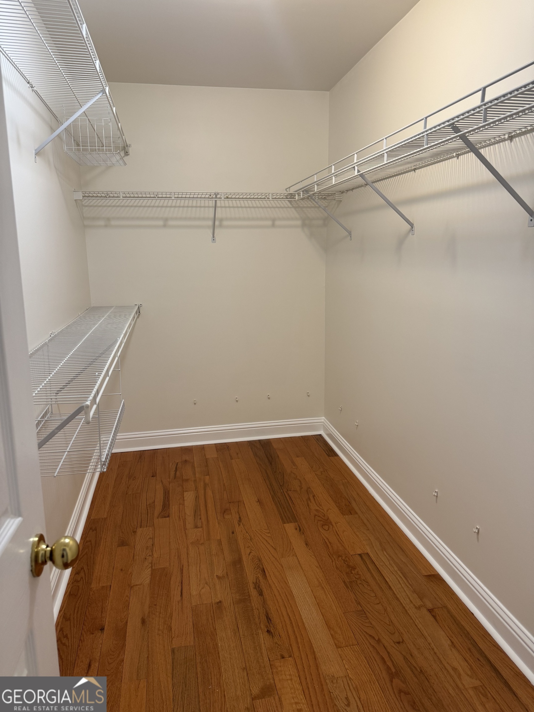 Power Pointe - Residential Lease