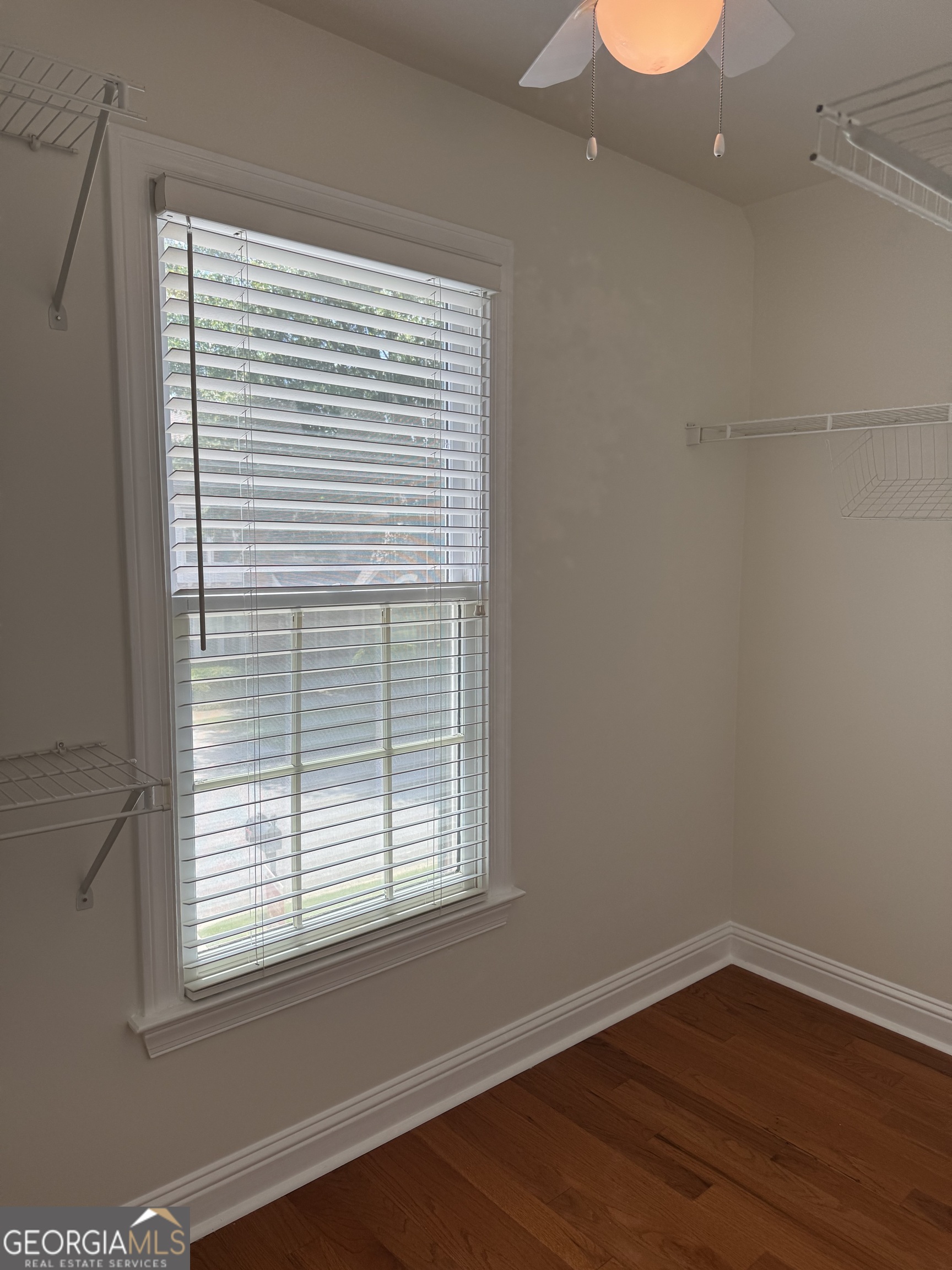 Power Pointe - Residential Lease