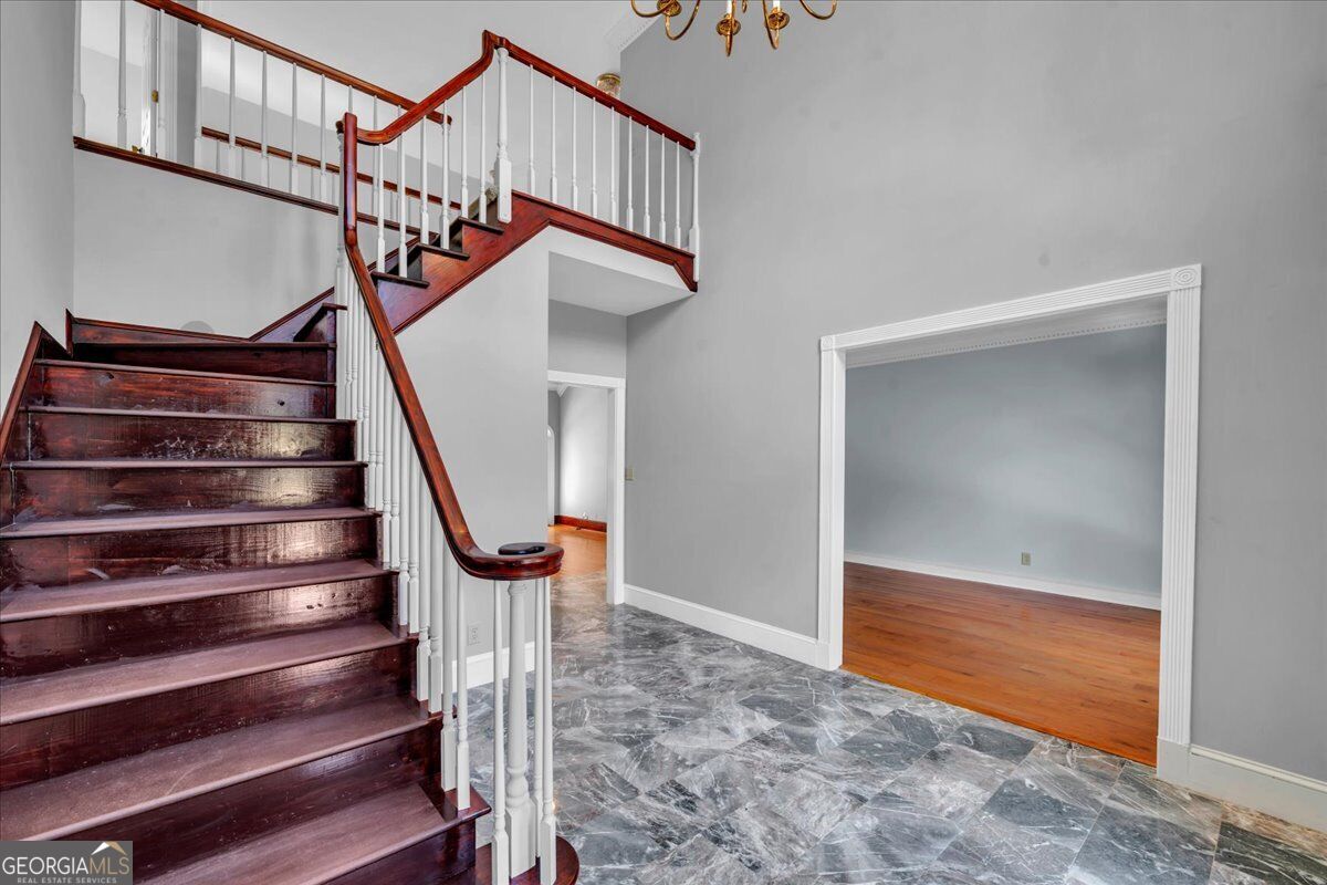 98 Beverly DR