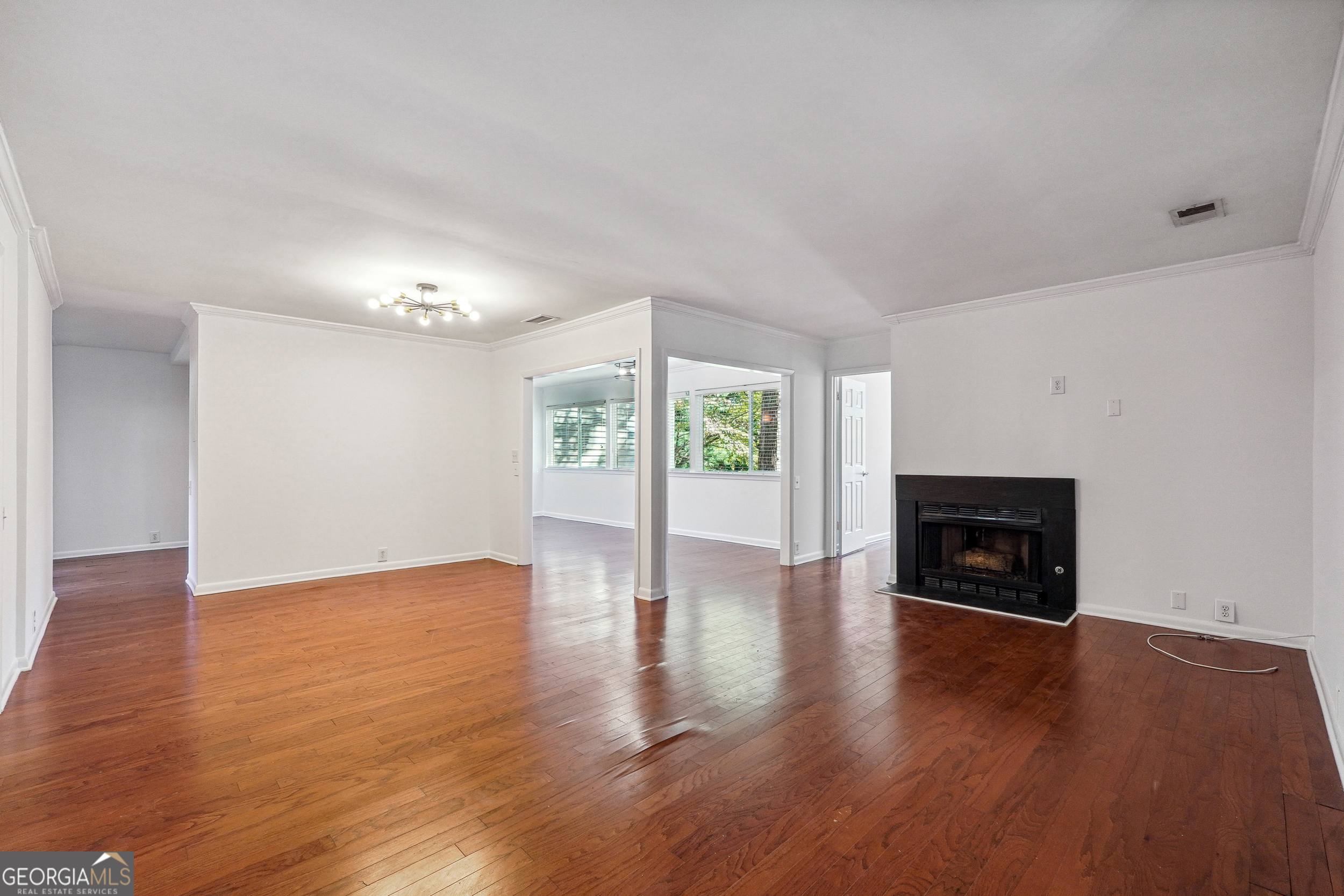 30 Dunwoody Springs DR