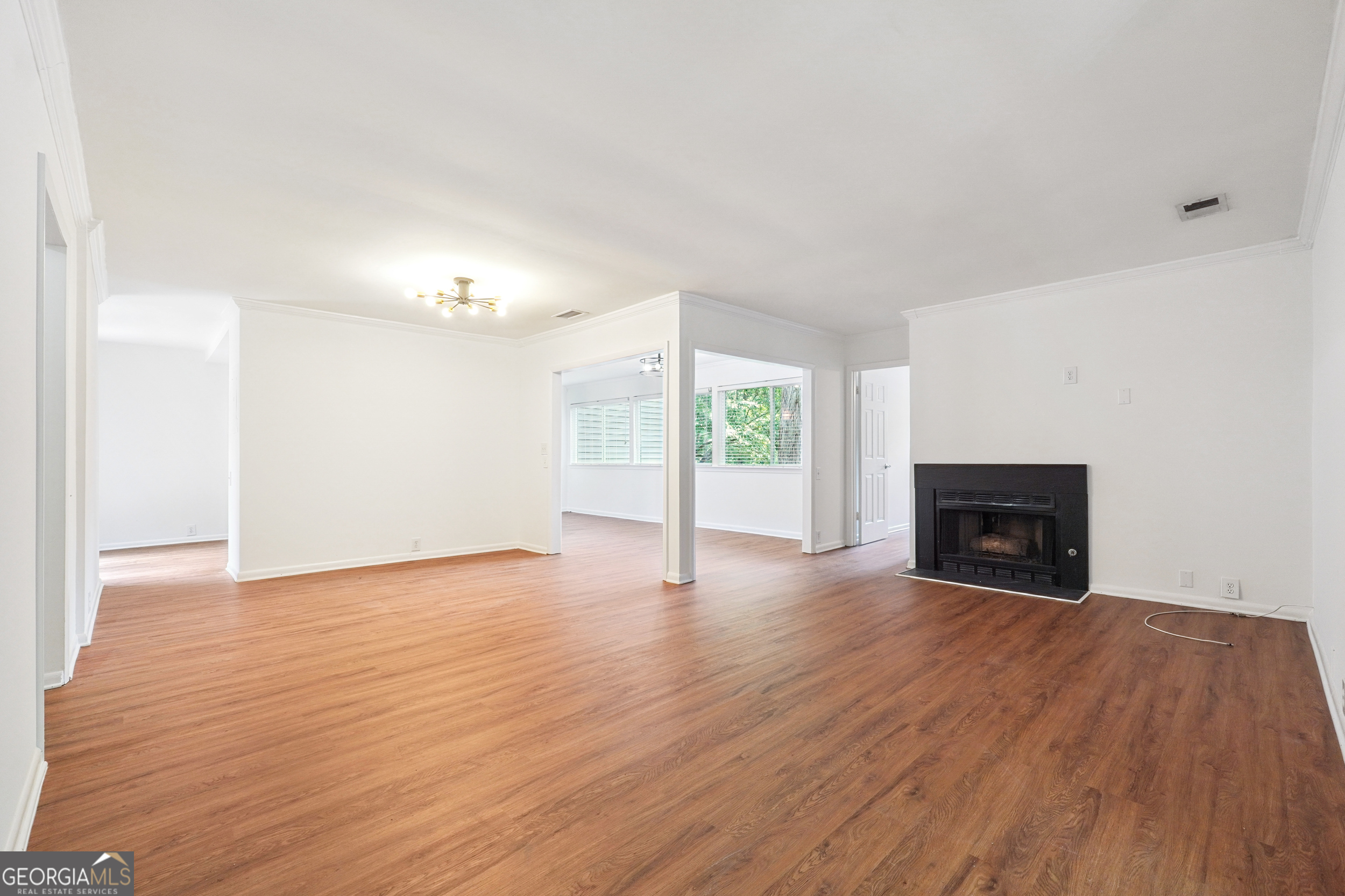 30 Dunwoody Springs DR
