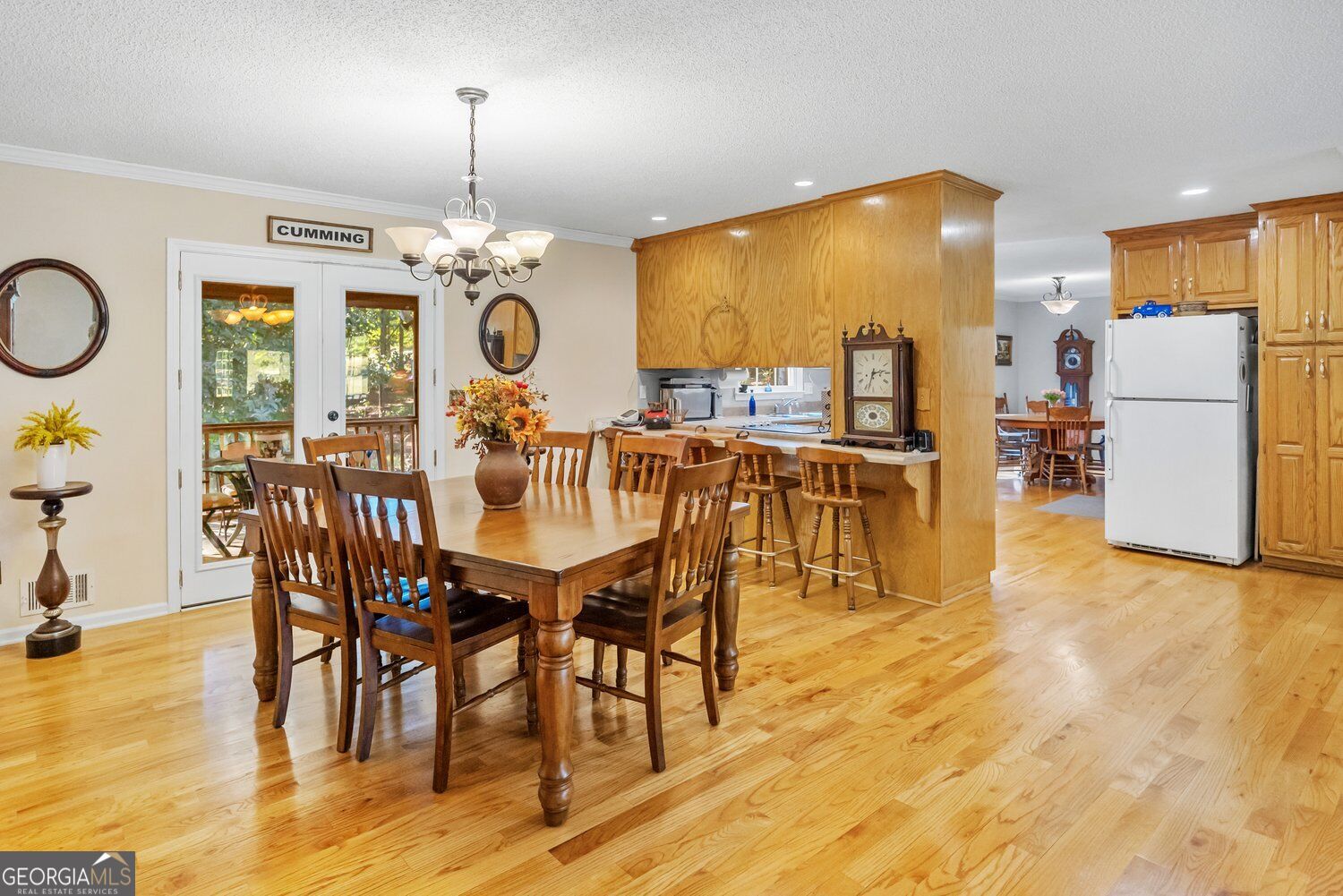 4150 Martin LN