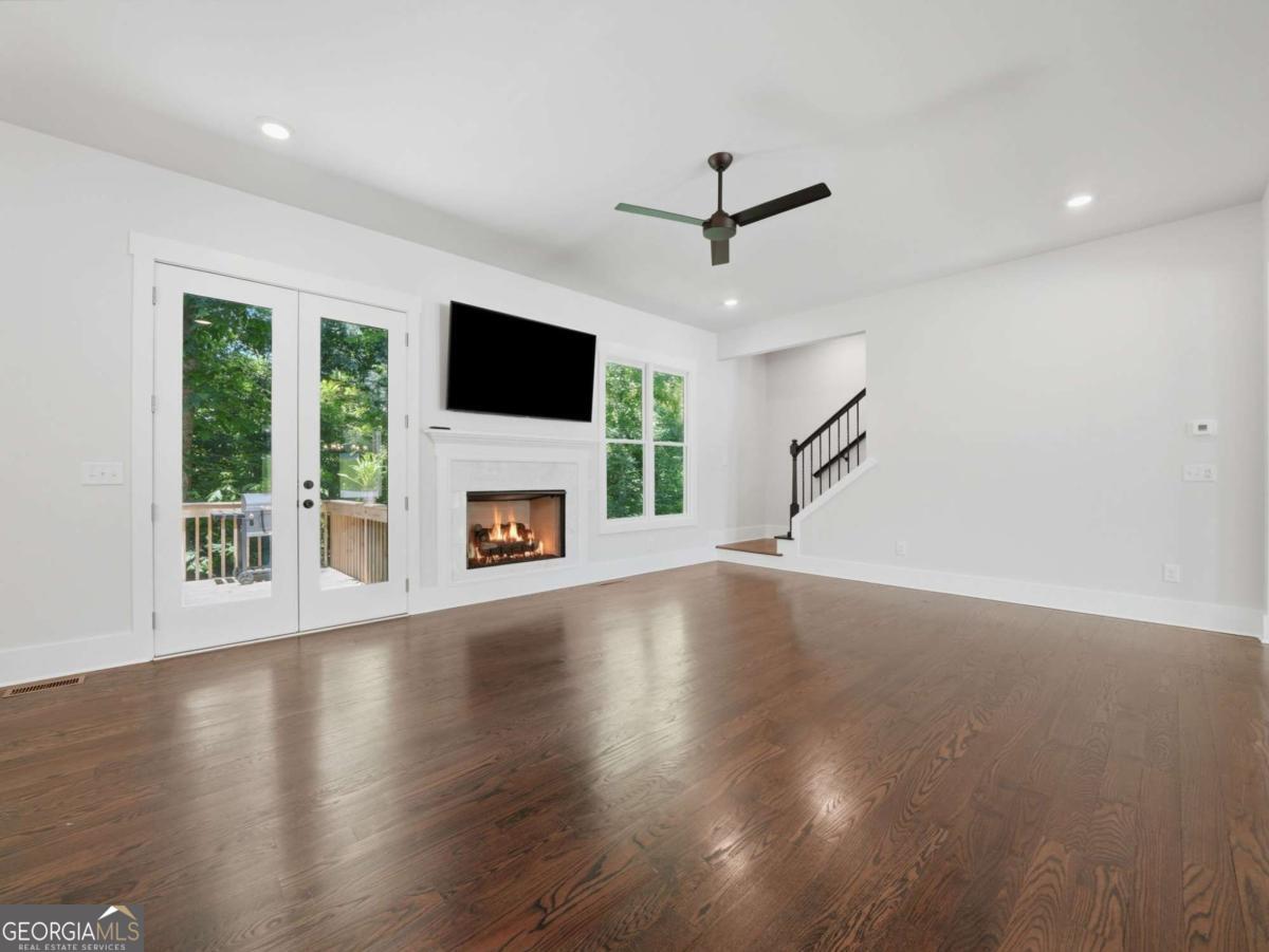 110 Old Avery DR