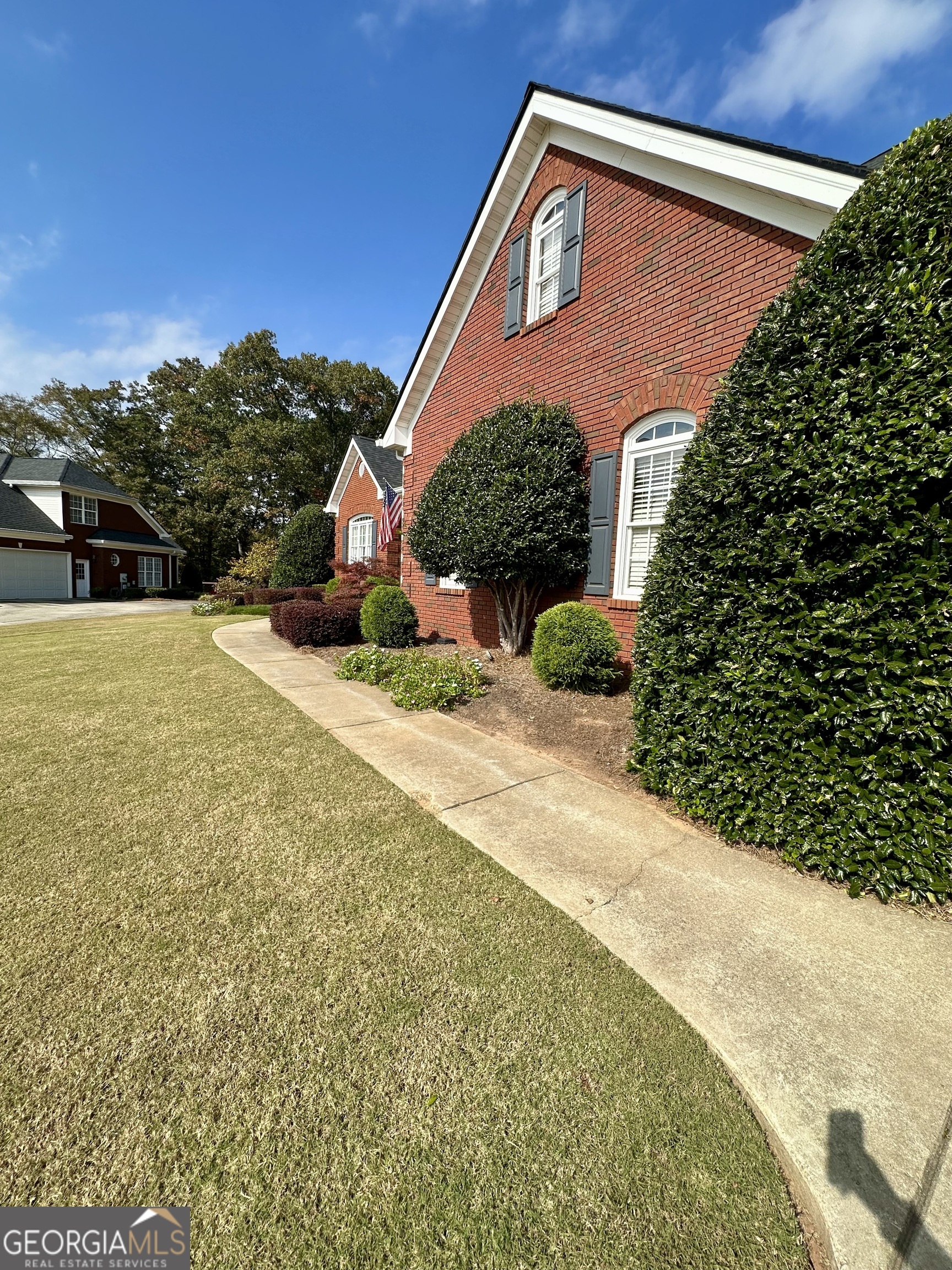3585 Shepherds LN