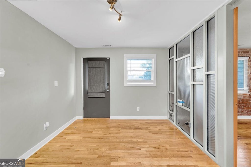 Photo of 562 Formwalt Street SW #4, Atlanta, GA 30312 (MLS # 10800605)