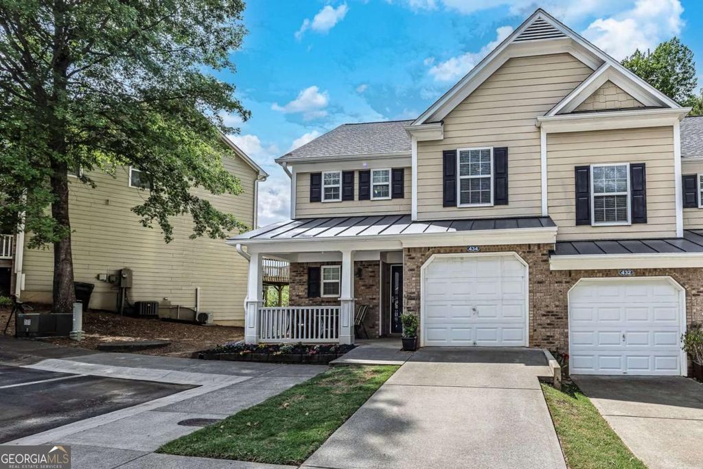 Photo of 434 Colonial Walk, Woodstock, GA 30189 (MLS # 10741951)