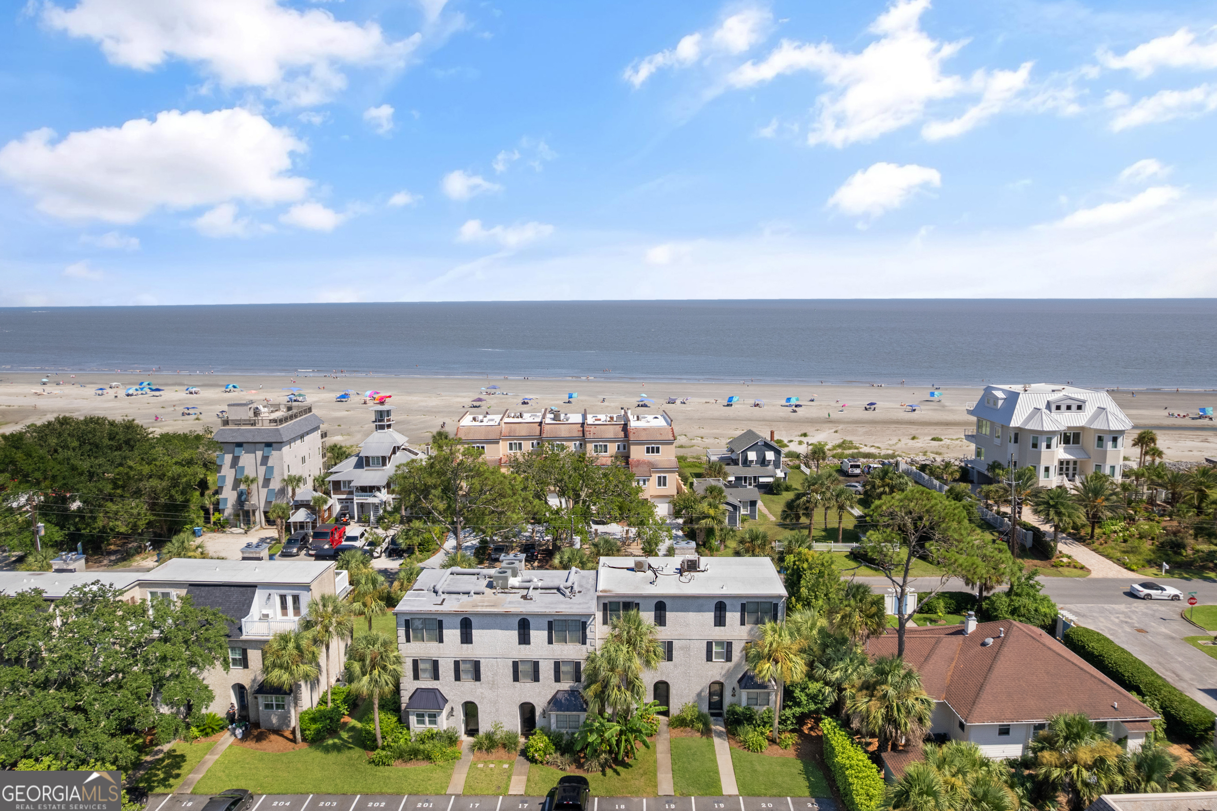 1035 BEACHVIEW DR 19