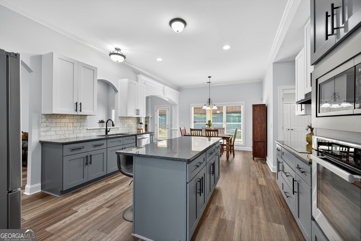 1611933333 Homes for Sale