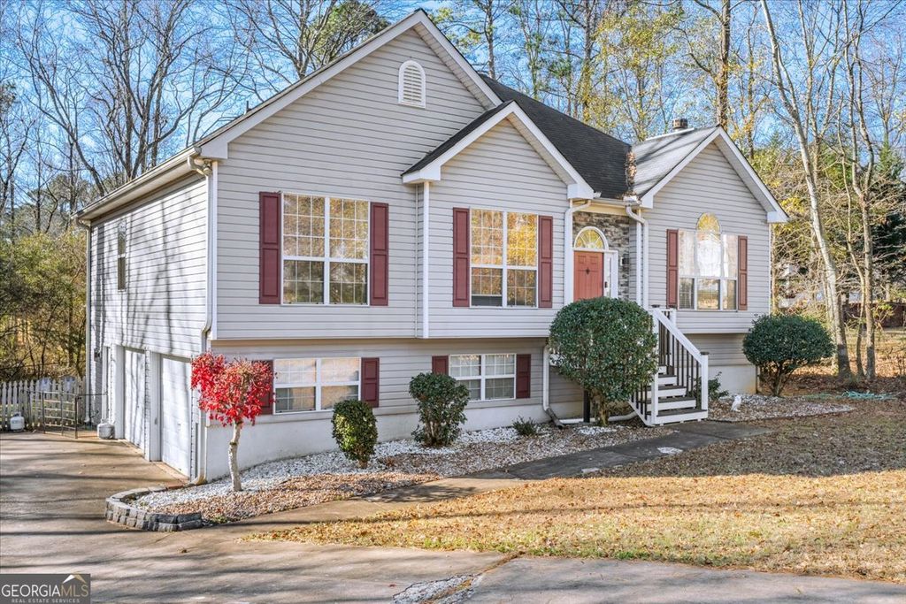 Photo of 4220 Wildrose Court, Cumming, GA 30028 (MLS # 10660345)