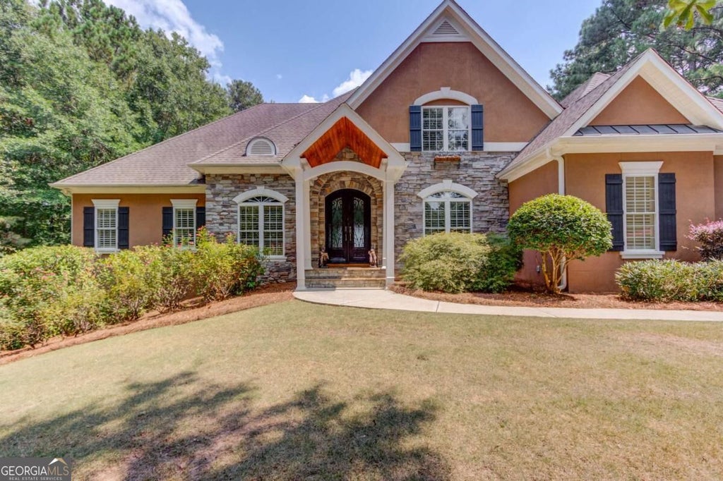 Photo of 6228 Waters Edge Drive, Covington, GA 30014 (MLS # 10850926)