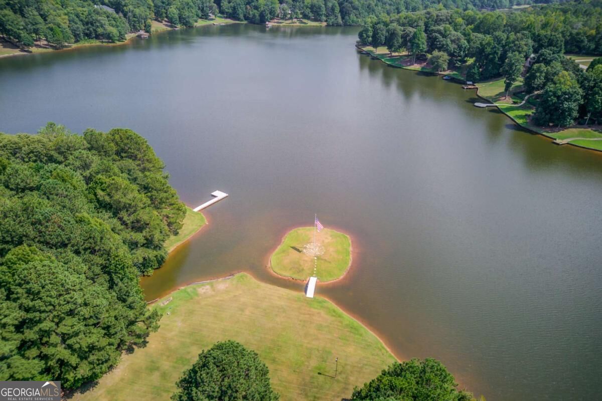 6228 Waters Edge DR