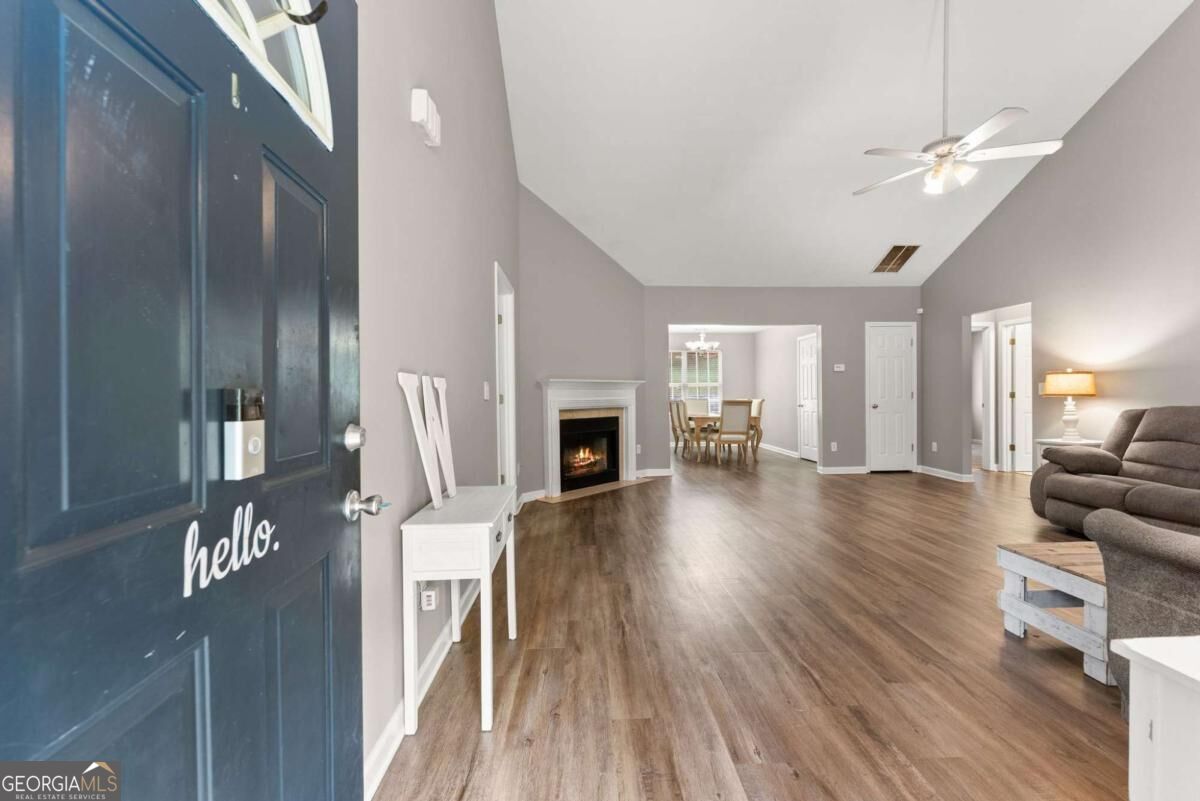 38 Stoneridge DR