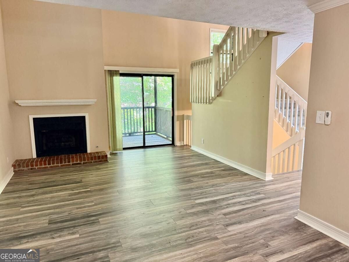 809 River Run DR