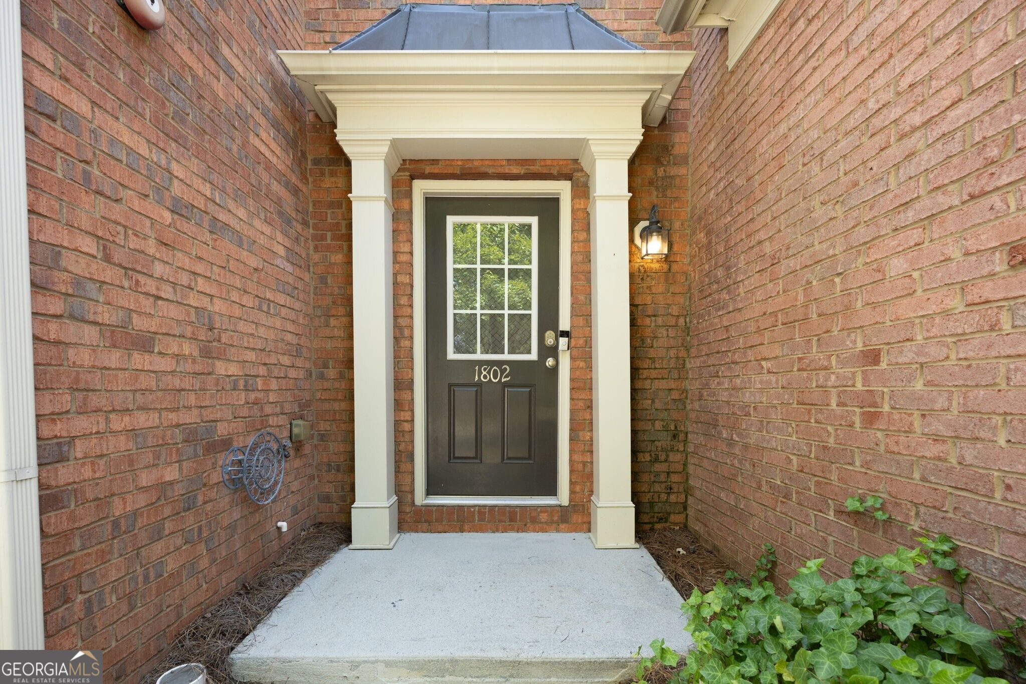 1802 Evadale CT 1