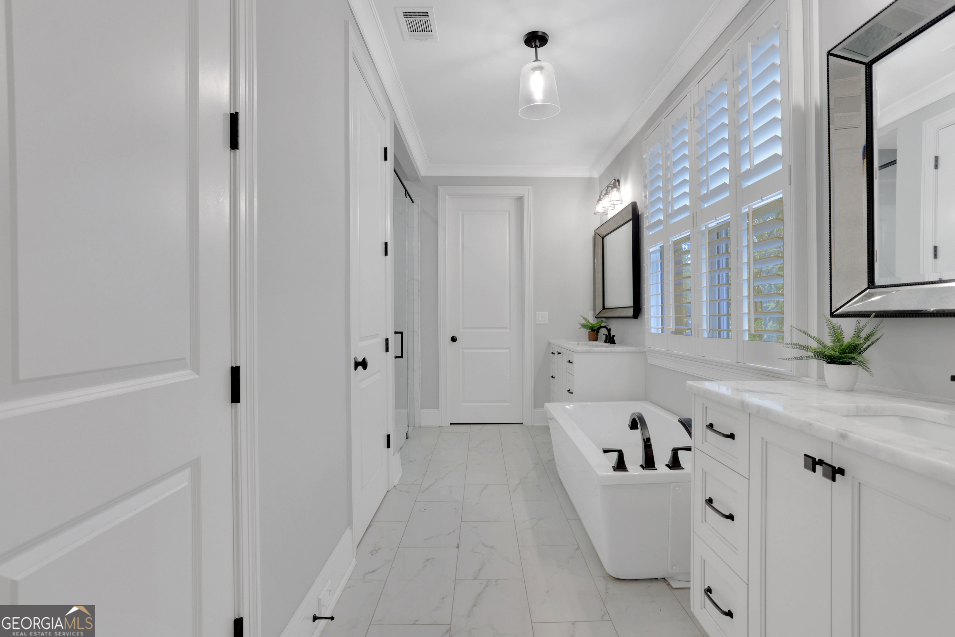 The Oaks at Mill Pond - Residential