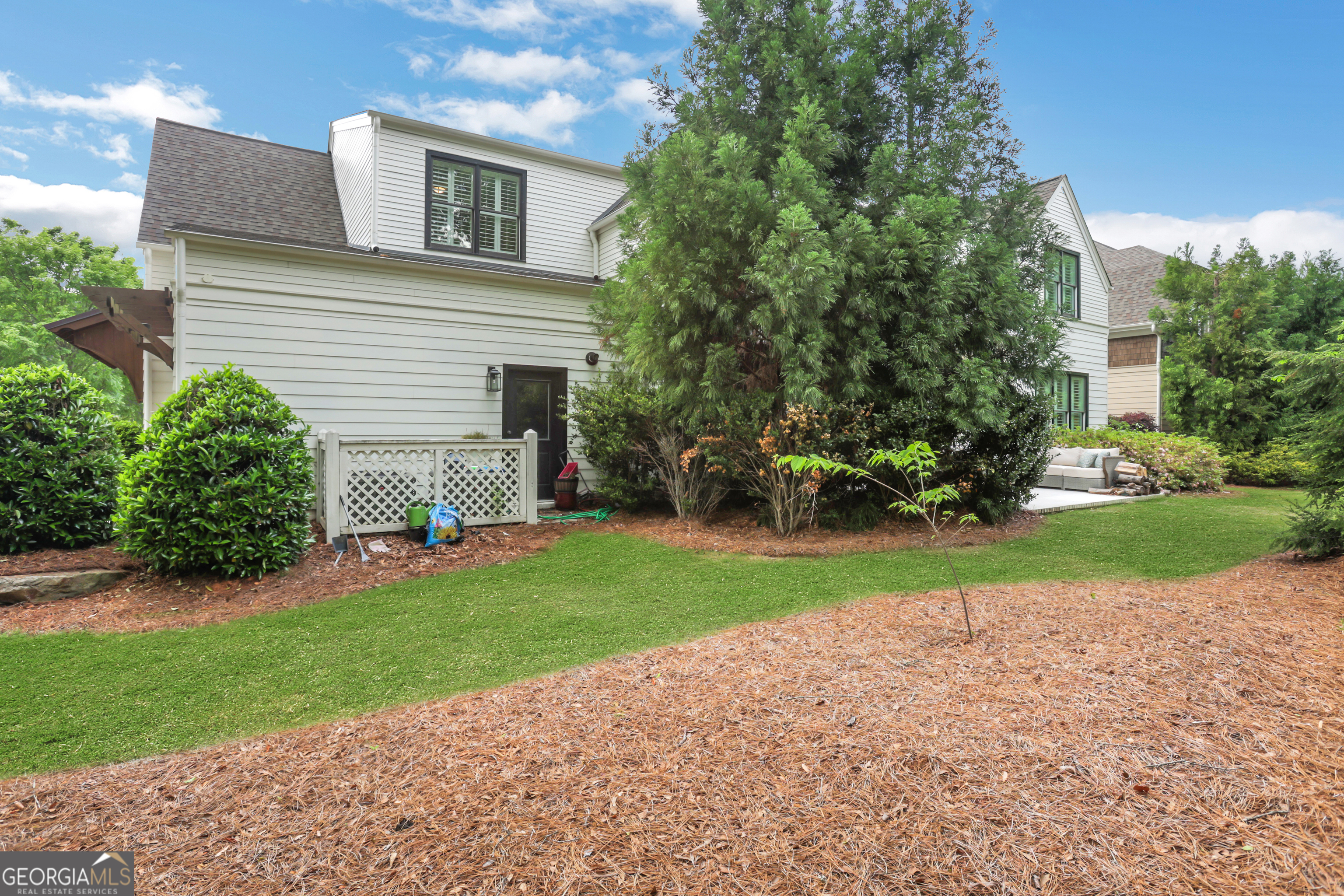 The Oaks at Mill Pond - Residential
