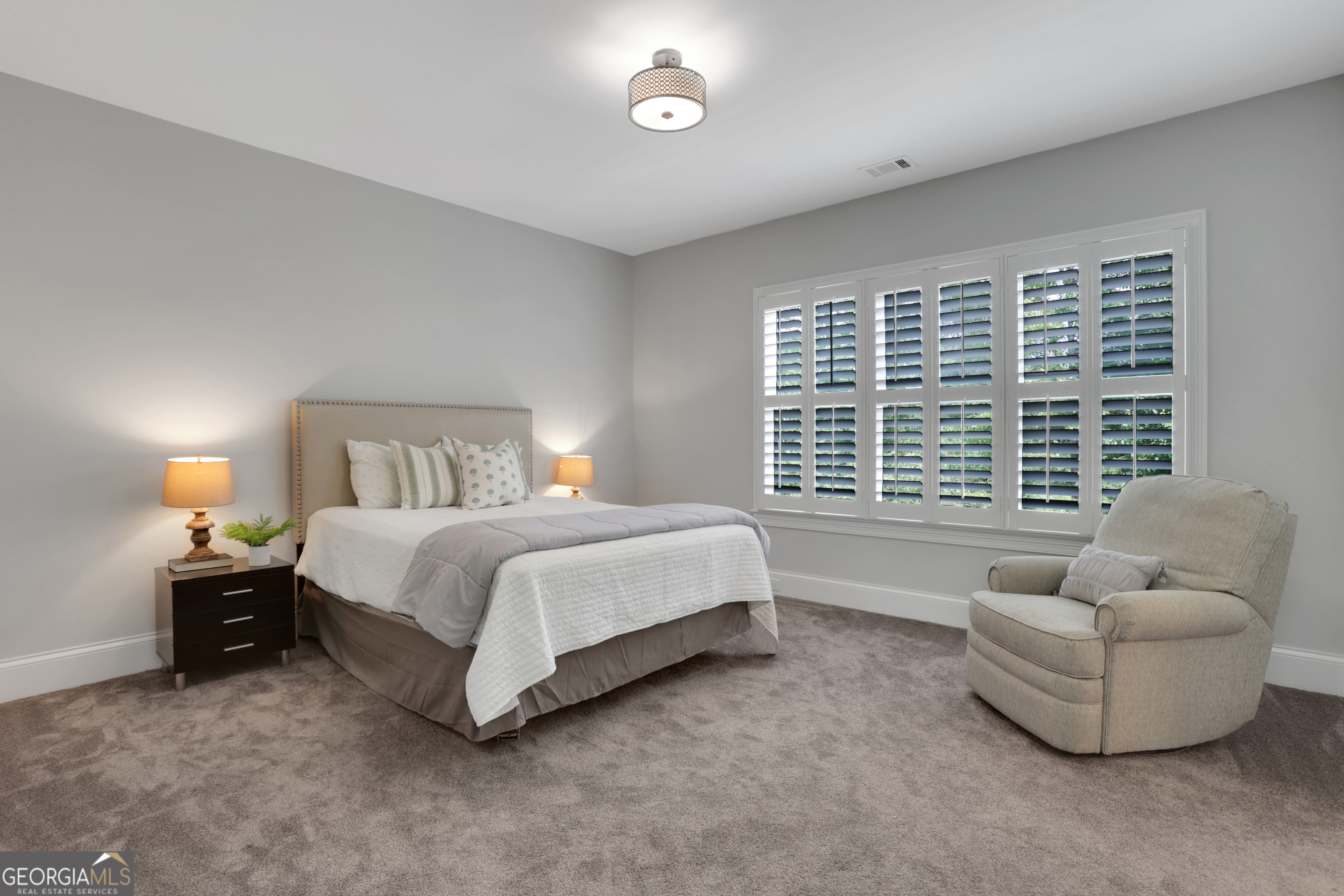The Oaks at Mill Pond - Residential