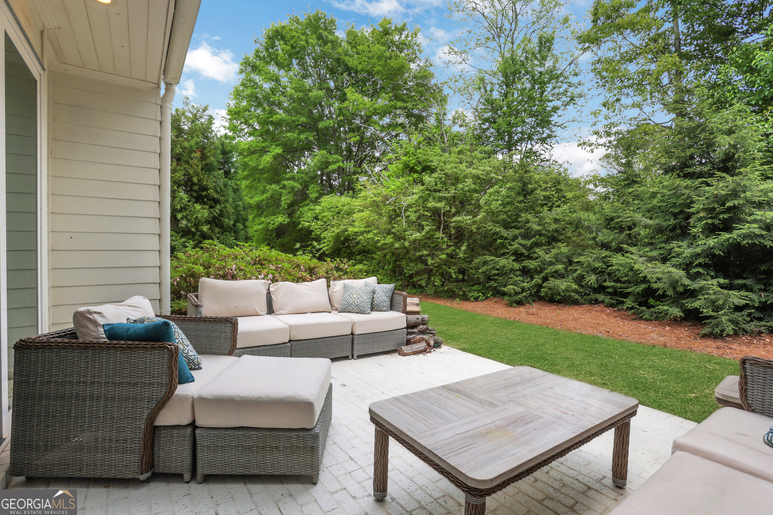 The Oaks at Mill Pond - Residential