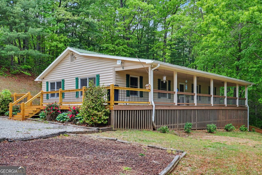 Photo of 1661 E Boggs Mountain Road, Tiger, GA 30576 (MLS # 10741342)