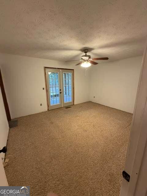 832 Country Club RD