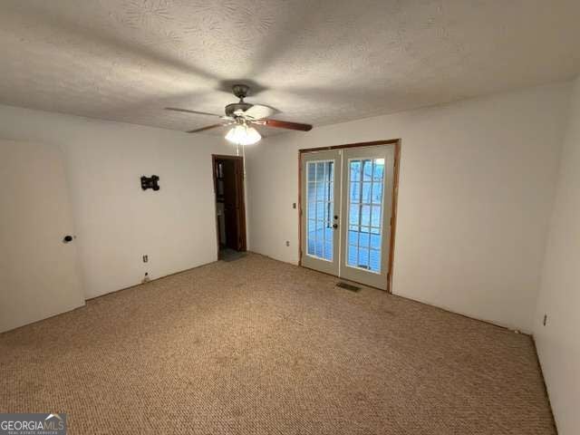 832 Country Club RD