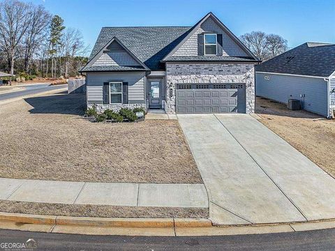 Photo of 652 Summerfield Lane NW, Cartersville, GA 30120 (MLS # 10685686)