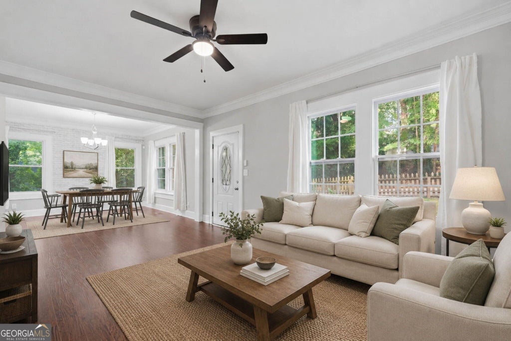 Photo of 992 Westmont RD, Atlanta, GA 30311 (MLS # 10878166)