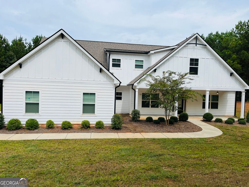 Photo of 1417 Rockhouse Road, Senoia, GA 30276 (MLS # 10638813)
