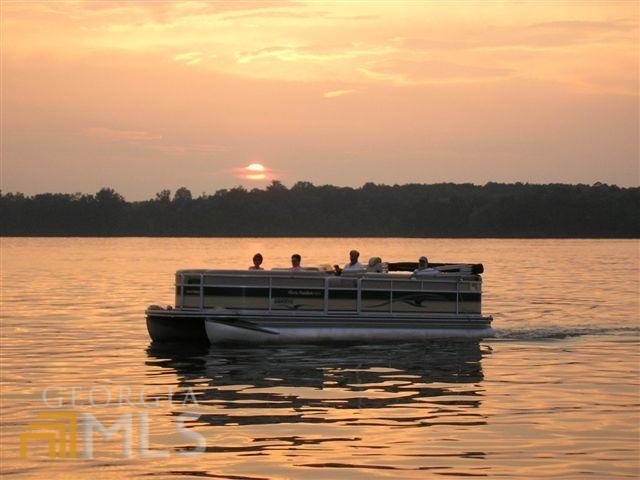 Sailview - Land