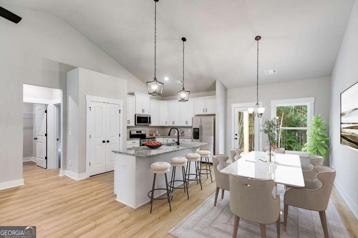103 CROWE RD