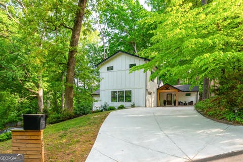Photo of 1461 Lively Ridge Road NE, Atlanta, GA 30329 (MLS # 10787597)