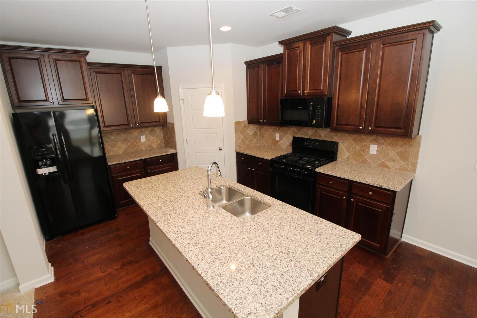 Lovejoy Crossing - Residential