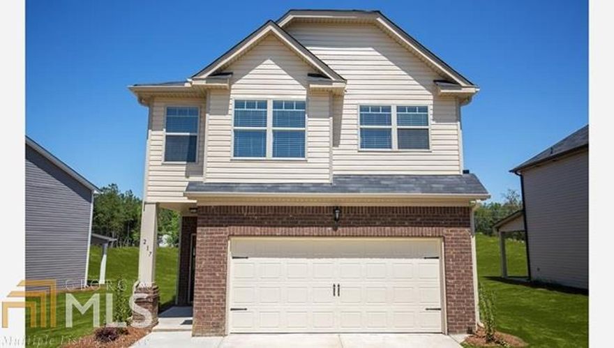 You can have it all at Lovejoy Crossing.Get the features you want most plus the space you need in an incredible location. Open concept designs, 9-foot ceilings on the main, formal space for entertaining and up to 5 bedrooms. The Stonemill is an open concept floorplan with large family room w/corner fp. Huge master has 2 walk in closets.