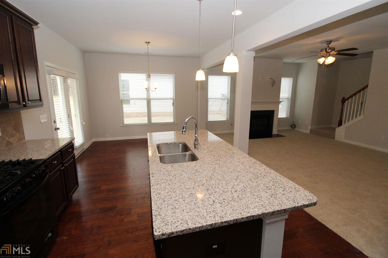 Lovejoy Crossing - Residential