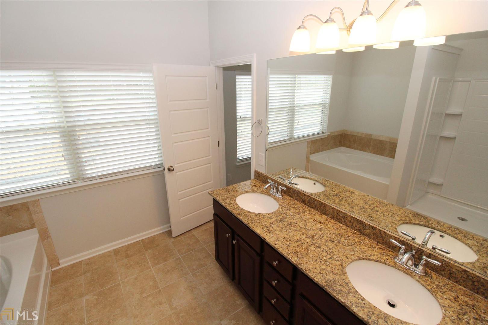 Lovejoy Crossing - Residential