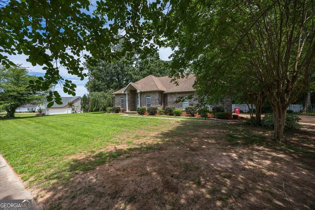 Photo of 156 Henry Drive, Gray, GA 31032 (MLS # 10794479)
