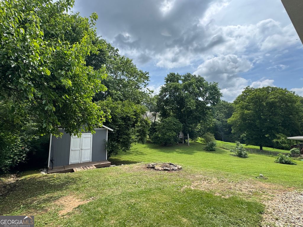 Photo of 3905 Hunt Drive, Gainesville, GA 30507 (MLS # 10664507)